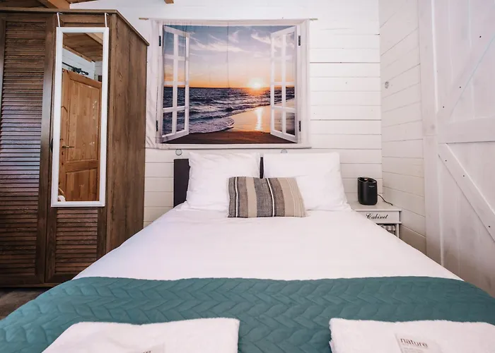 Rosa's Cottage, Garden And Free Parking *