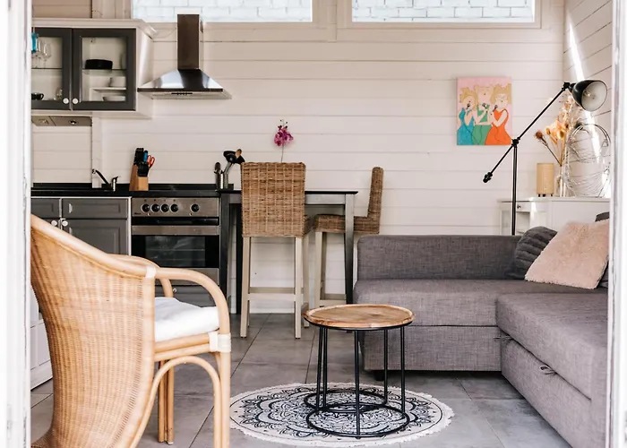 Rosa's Cottage, Garden And Free Parking Apartman