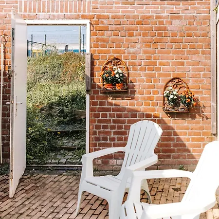 Rosa's Cottage, Garden And Free Parking Appartement Zandvoort