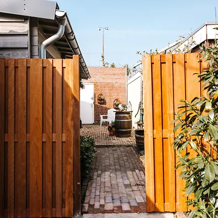 Rosa's Cottage, Garden And Free Parking * 잔드보르트