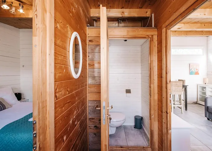 Rosa's Cottage, Garden And Free Parking 잔드보르트