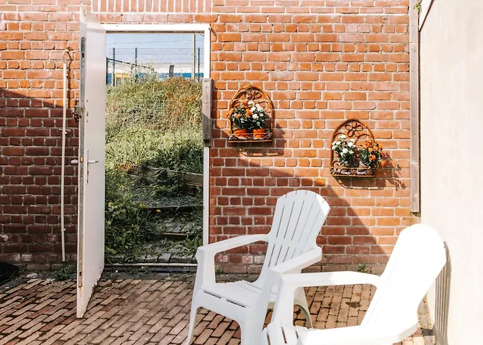 Rosa's Cottage, Garden And Free Parking 아파트 잔드보르트